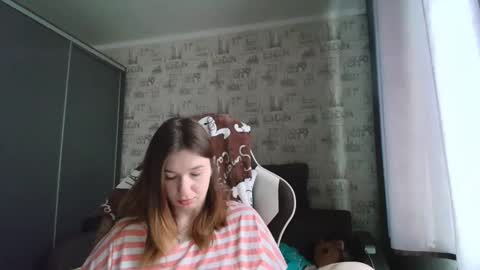 liliawoolf online show from June 10, 2026, 6:01 am