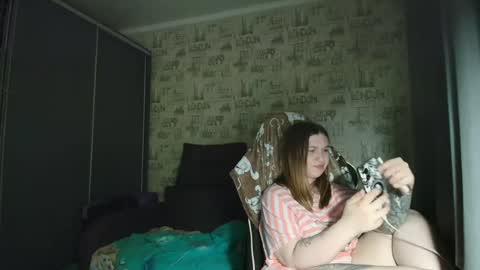 liliawoolf online show from June 15, 2026, 6:32 pm