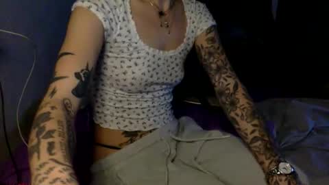 Snapshot of lilie303 chatting on February 13, 2026, 5:14 am Millie online show from February 13, 2026, 5:14 am
