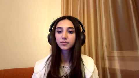 Snapshot of lilihalvorsen chatting on September 28, 2025, 11:10 pm Lina online show from September 28, 2025, 11:10 pm