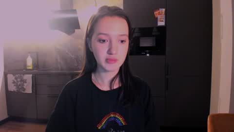 Snapshot of lililaluna chatting on December 5, 2024, 2:33 pm ... online show from December 5, 2024, 2:33 pm