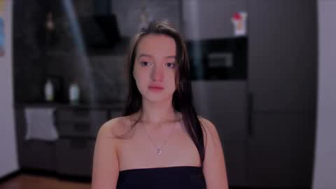 Snapshot of lililaluna chatting on February 14, 2025, 7:02 pm ... online show from February 14, 2025, 7:02 pm