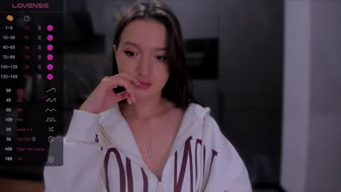 Snapshot of lililaluna chatting on September 14, 2025, 7:46 pm ... online show from September 14, 2025, 7:46 pm