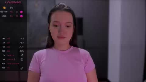 Snapshot of lililaluna chatting on October 17, 2025, 5:37 pm ... online show from October 17, 2025, 5:37 pm