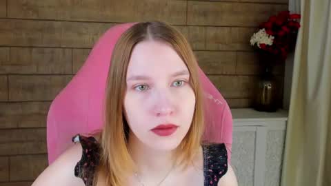 Snapshot of lililinn chatting on July 6, 2026, 4:20 am LiliLinn online show from July 6, 2026, 4:20 am