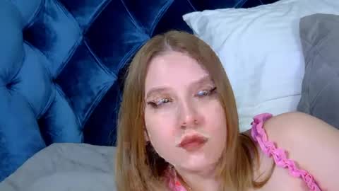 Snapshot of lililinn chatting on July 10, 2026, 5:34 am LiliLinn online show from July 10, 2026, 5:34 am