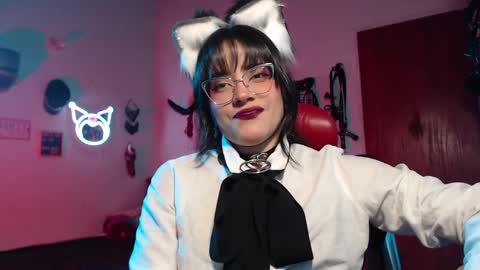 Snapshot of lililiu chatting on December 18, 2024, 1:59 am Molly online show from December 18, 2024, 1:59 am