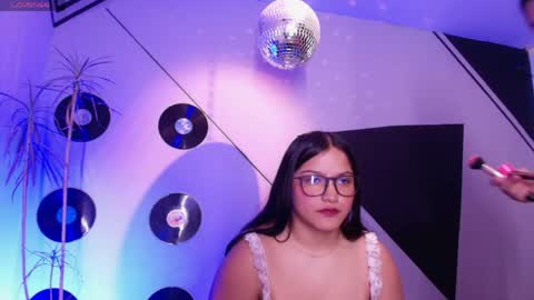 Lilith and Khloe  online show from April 15, 2026, 11:39 am
