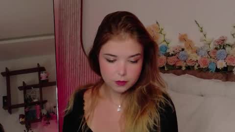 Lilith Bonheur online show from March 29, 2026, 11:38 pm