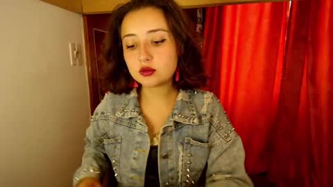 Snapshot of lilith_de_vil chatting on February 21, 2025, 5:53 pm Mistress Lilith online show from February 21, 2025, 5:53 pm