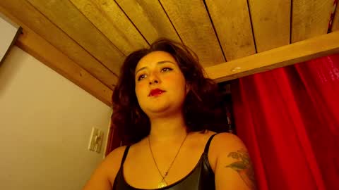Snapshot of lilith_de_vil chatting on February 22, 2025, 3:14 pm Mistress Lilith online show from February 22, 2025, 3:14 pm
