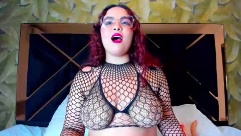 Snapshot of lilith_fox1 chatting on October 23, 2025, 5:18 am Lili online show from October 23, 2025, 5:18 am