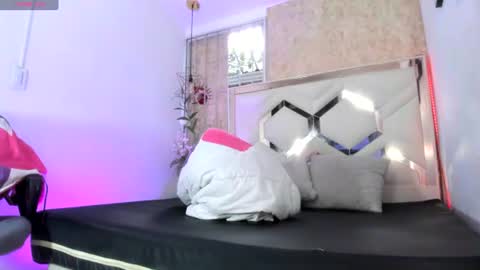 lilith_libelula online show from June 12, 2026, 11:31 am