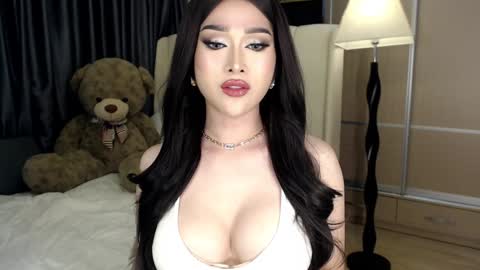 QUEEN LILITH BORBON online show from January 16, 2025, 2:19 am