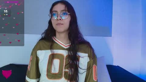 Lilith  online show from November 21, 2025, 1:54 pm