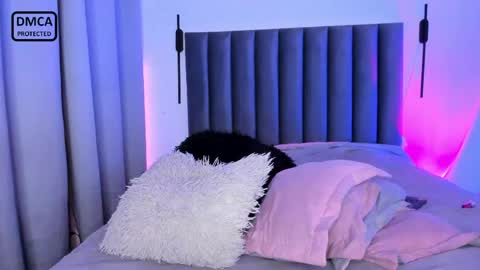  Lilith Rosee  online show from April 18, 2026, 7:07 pm