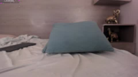 lilith_sage_ online show from January 27, 2025, 2:46 pm