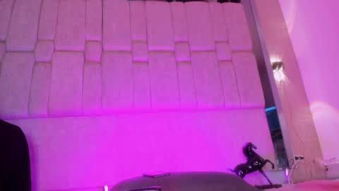 Welcome to Lilith room online show from May 23, 2026, 4:07 am