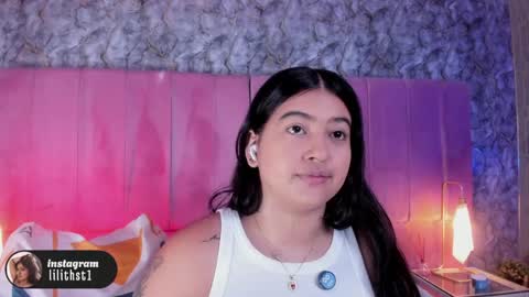 Snapshot of lilithcb_ chatting on May 13, 2026, 1:30 pm lilithcb_ online show from May 13, 2026, 1:30 pm
