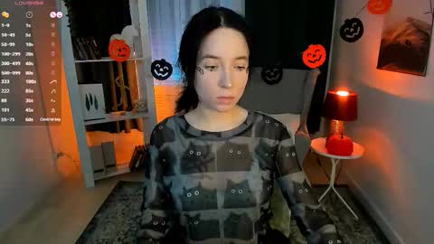 Lilith online show from November 2, 2025, 9:50 pm