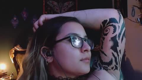 lilithmystic01 online show from March 10, 2025, 9:51 pm