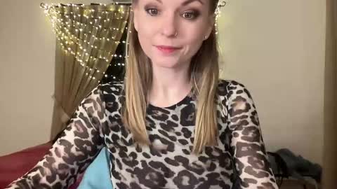 lilithnewdawn online show from March 5, 2026, 8:16 pm