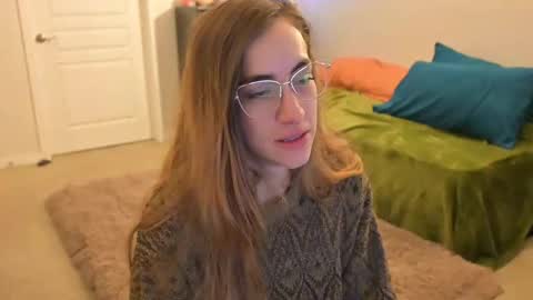 Snapshot of lilithoftrees chatting on February 15, 2025, 1:49 pm L online show from February 15, 2025, 1:49 pm