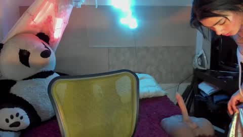 lilithsabeth online show from November 10, 2025, 12:15 pm