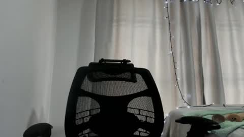 lilithsabeth online show from March 31, 2026, 10:32 pm