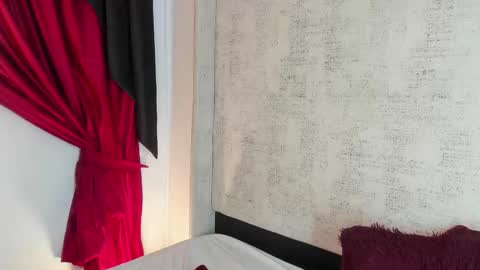 jessi 3 online show from November 24, 2025, 7:46 pm