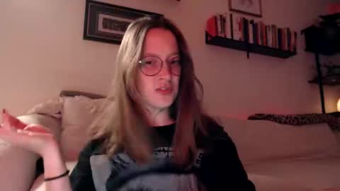 Jay  please help me reach 50 thumbs up online show from February 4, 2026, 2:50 am