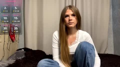 Karyn online show from January 12, 2026, 12:43 pm