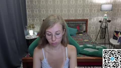 Snapshot of lill_mary chatting on July 3, 2026, 2:29 am Maria online show from July 3, 2026, 2:29 am