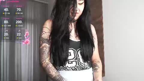 Snapshot of lillgothbaby chatting on July 13, 2026, 4:26 am Lill online show from July 13, 2026, 4:26 am