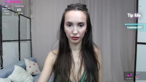 Lillian online show from February 13, 2025, 8:17 am