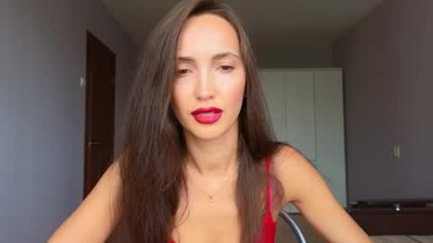 Lillian online show from April 20, 2026, 7:44 am