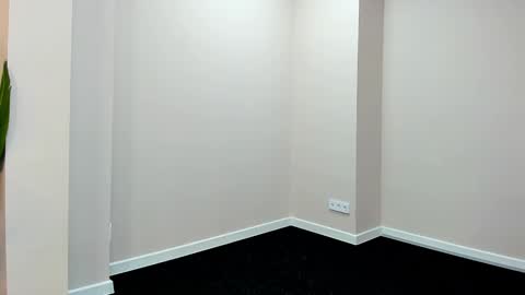 lillian_white1 online show from February 28, 2025, 11:25 am