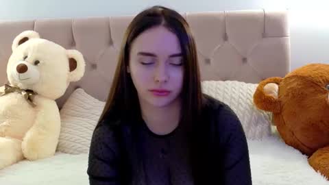 lilliana_moon online show from October 18, 2025, 7:20 am