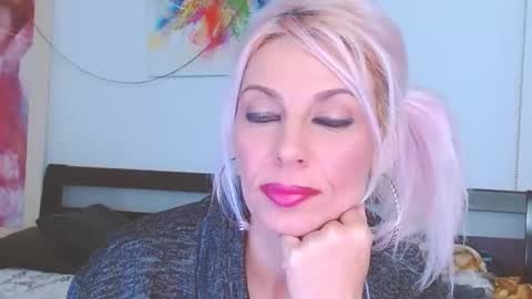 Lara online show from February 23, 2025, 8:11 pm