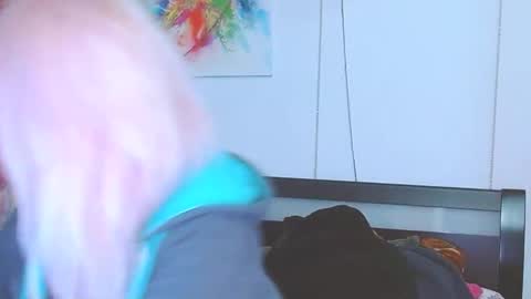 Lara online show from February 24, 2025, 9:20 pm