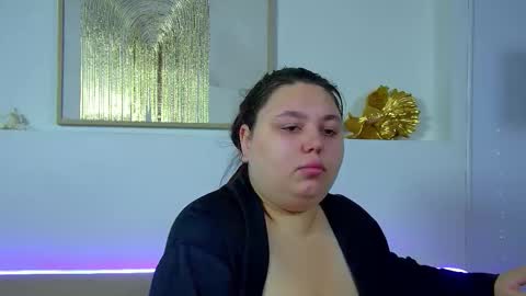 LillianHaig online show from October 13, 2025, 6:13 am