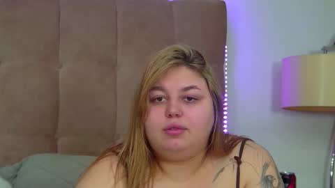 LillianHaig online show from November 18, 2025, 6:45 pm