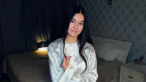 Celina Lillie online show from November 28, 2025, 1:52 am