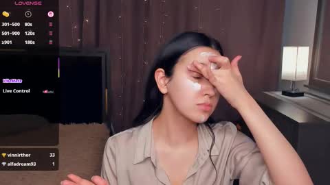 Celina Lillie online show from February 8, 2026, 1:47 pm