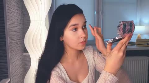 Celina Lillie online show from March 25, 2026, 12:11 pm