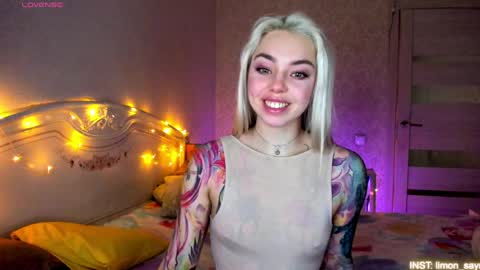 LilliMoore online show from March 26, 2026, 11:10 pm