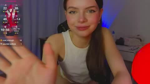 Snapshot of lillly_meow_ chatting on April 15, 2026, 7:58 pm Lilia online show from April 15, 2026, 7:58 pm