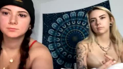 lillstephanie online show from October 21, 2025, 4:13 am