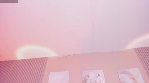 Snapshot of lilly_2809_ chatting on June 4, 2026, 4:07 am Lizeth follow me in my igimlilycute 3 online show from June 4, 2026, 4:07 am