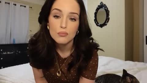 lilly_adams88 online show from December 14, 2025, 12:38 am